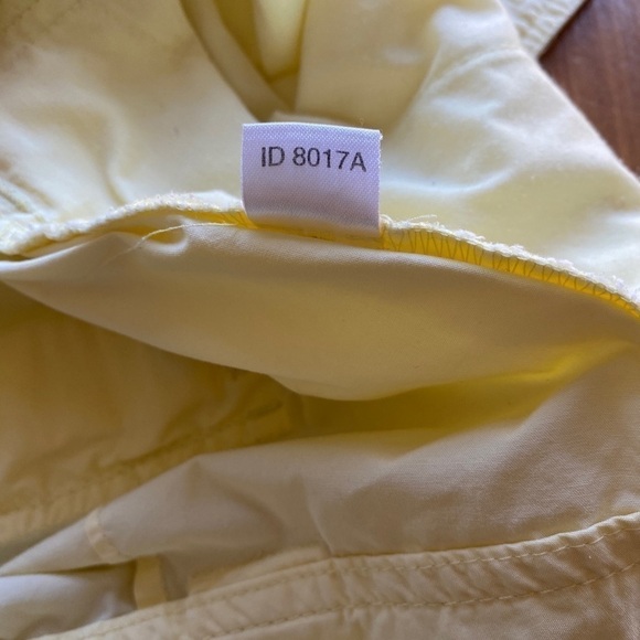 Ann Taylor Bermuda Shorts Pale Yellow  5 Pockets Size 2 - Picture 4 of 8